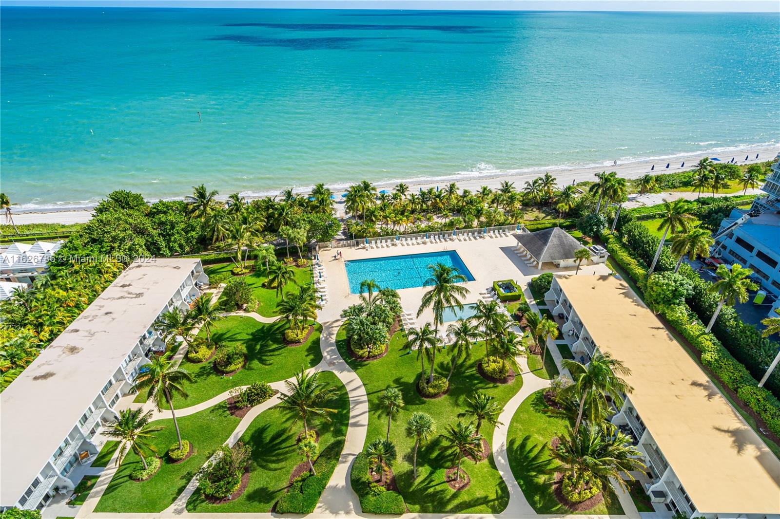 881 Ocean Dr #16D, Key Biscayne FL 33149