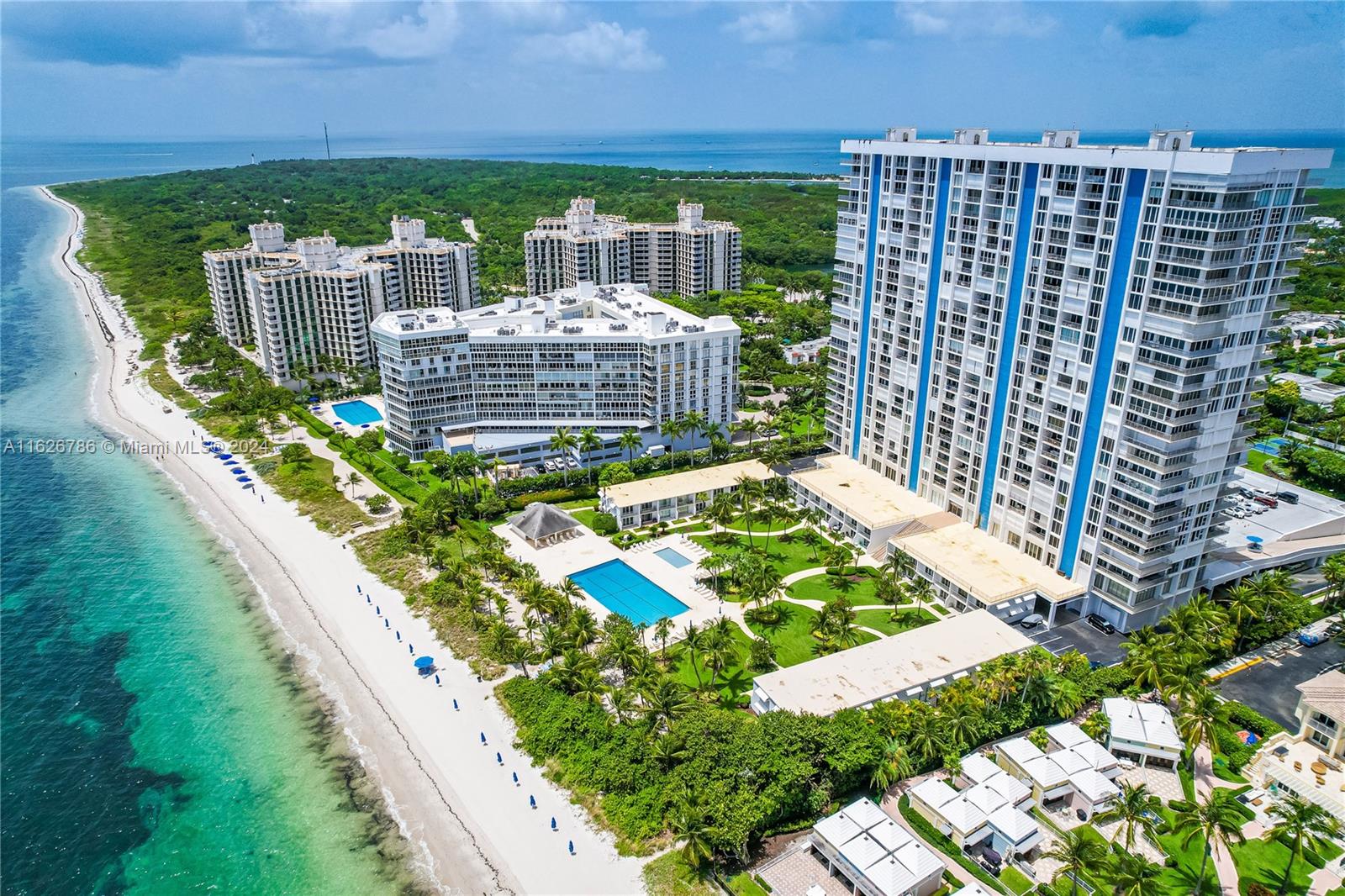 881 Ocean Dr #16D, Key Biscayne FL 33149
