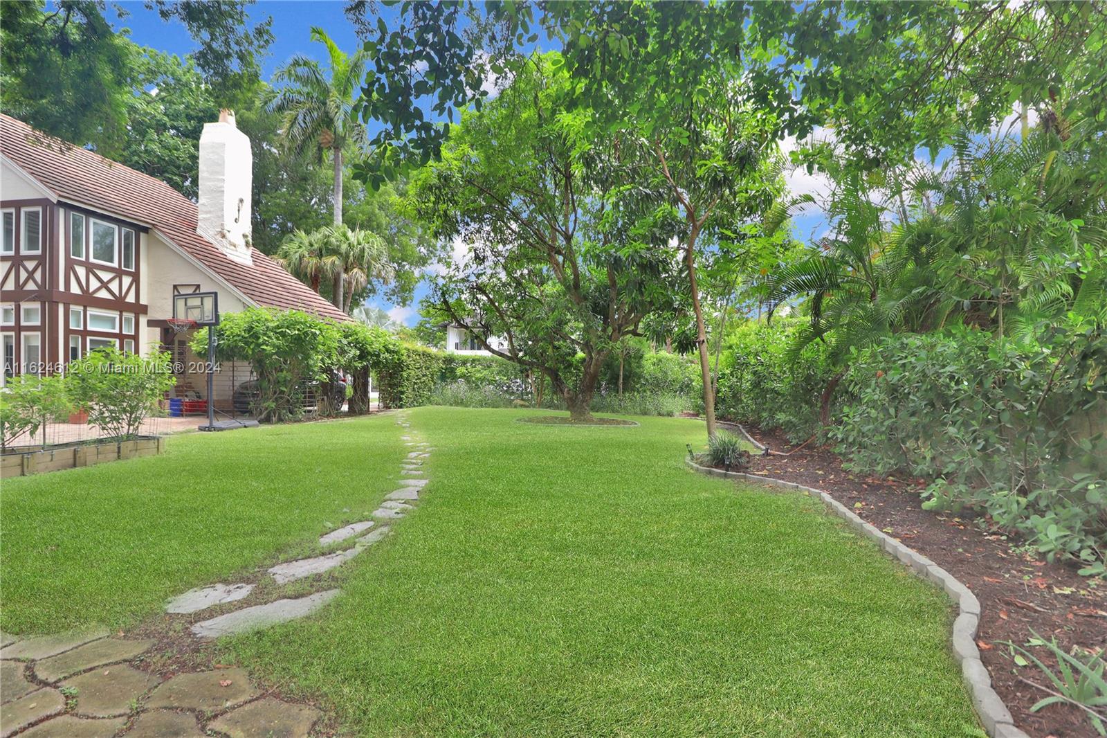 508 Caligula Ave, Coral Gables, Florida image 38