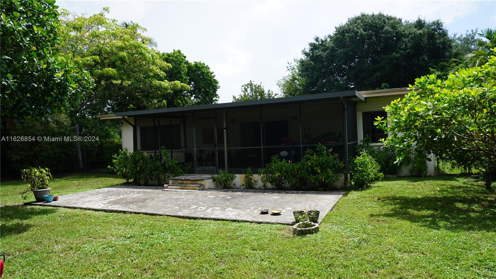 11090 NE 9th Ave, Biscayne Park, Florida image 6