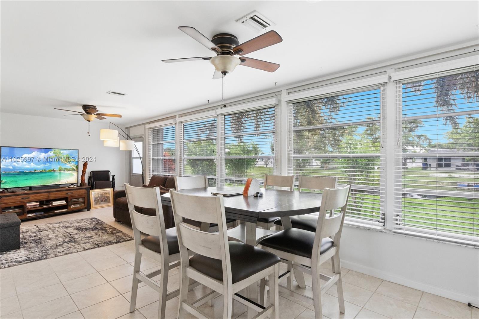 1405 NW 69th Ter, Margate, Florida image 12