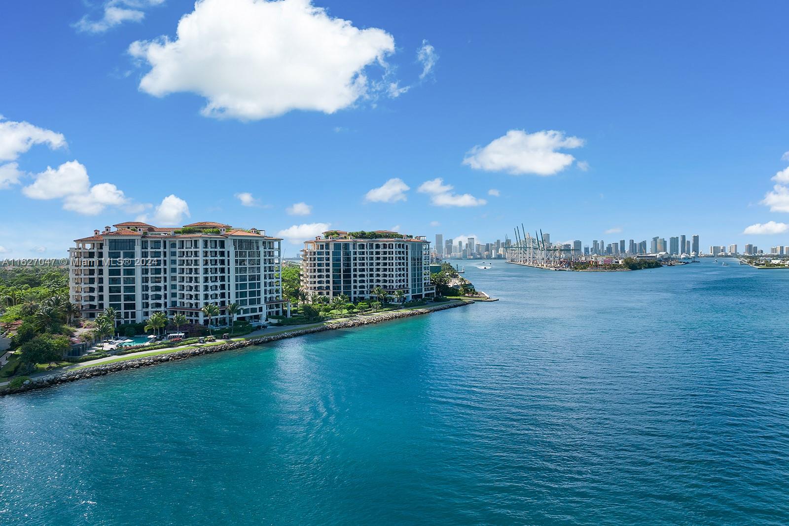 7043 Fisher Island Dr 7043