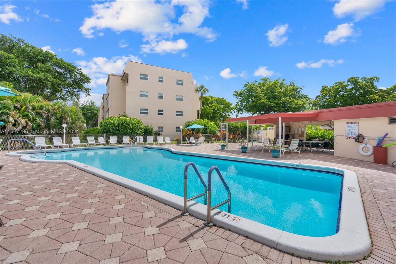 1045 Country Club Dr #107, Margate, Florida image 20