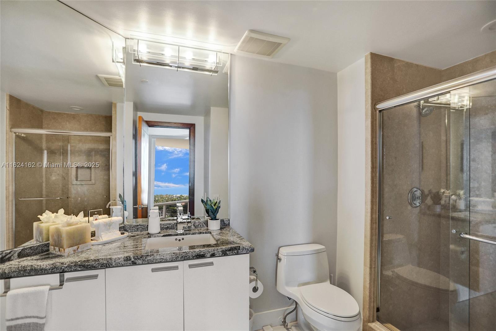 3802 NE 207th St #1501, Aventura FL 33180