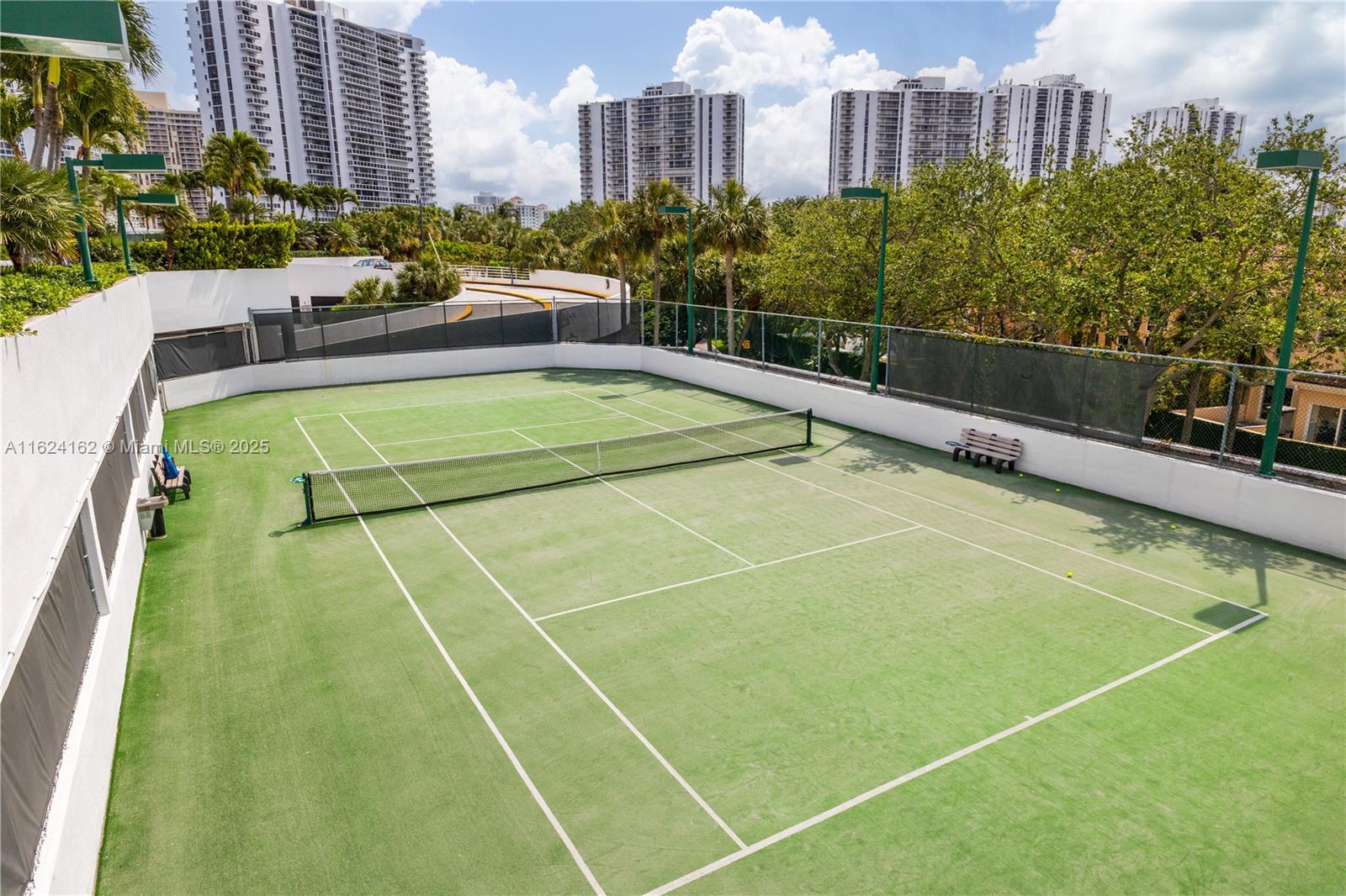3802 NE 207th St #1501, Aventura FL 33180
