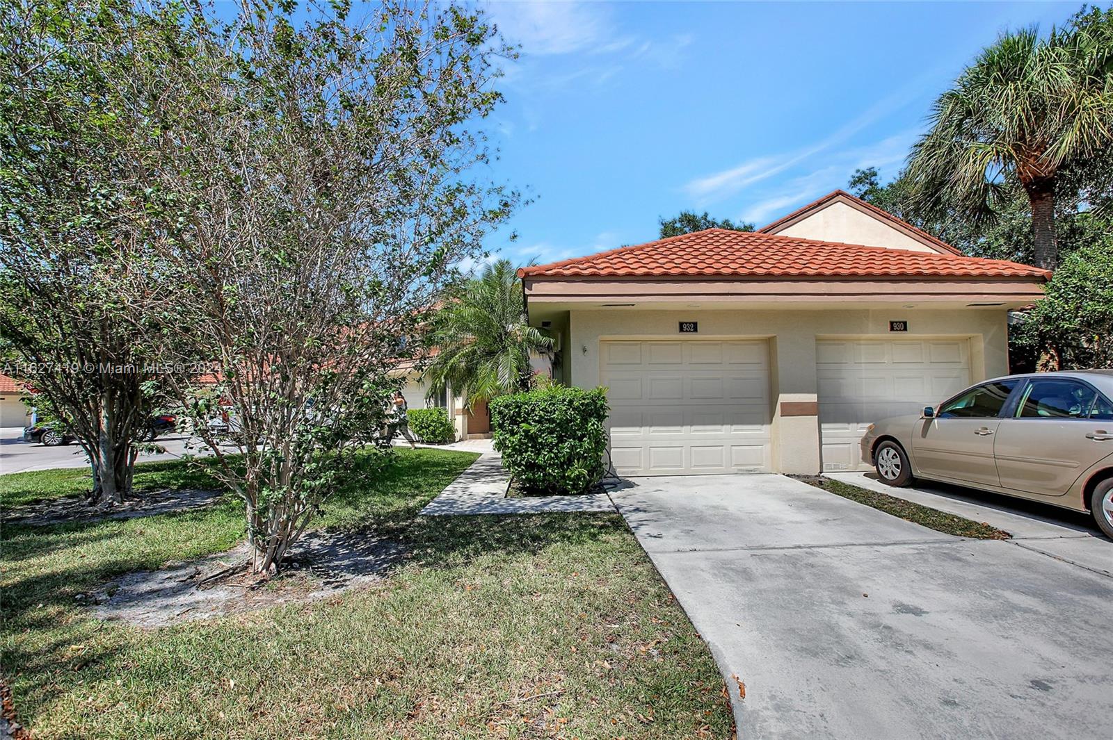 932 NW 92nd Ter #932, Plantation, Florida image 2