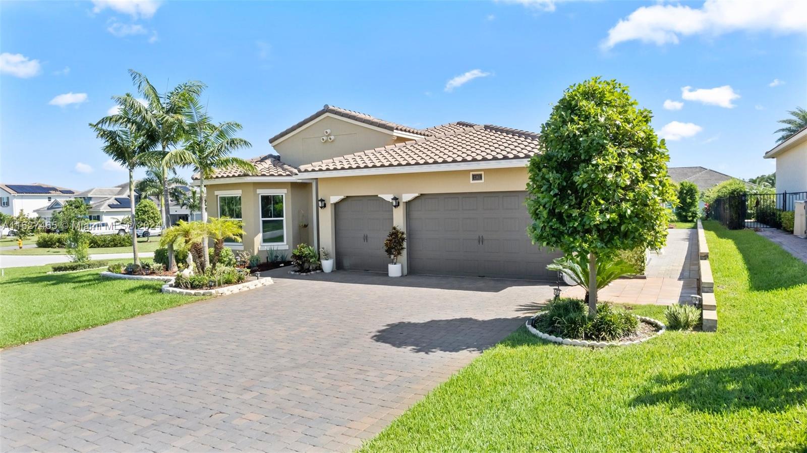 1361 NE Langford Ln, Jensen Beach, Florida image 7