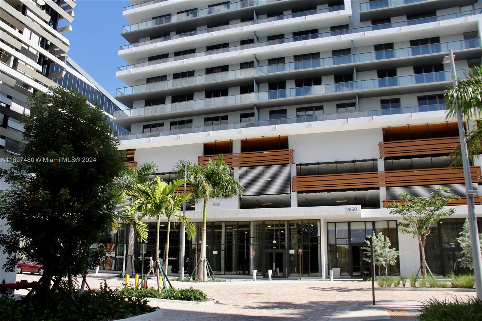 Condo for Sale in Aventura, FL