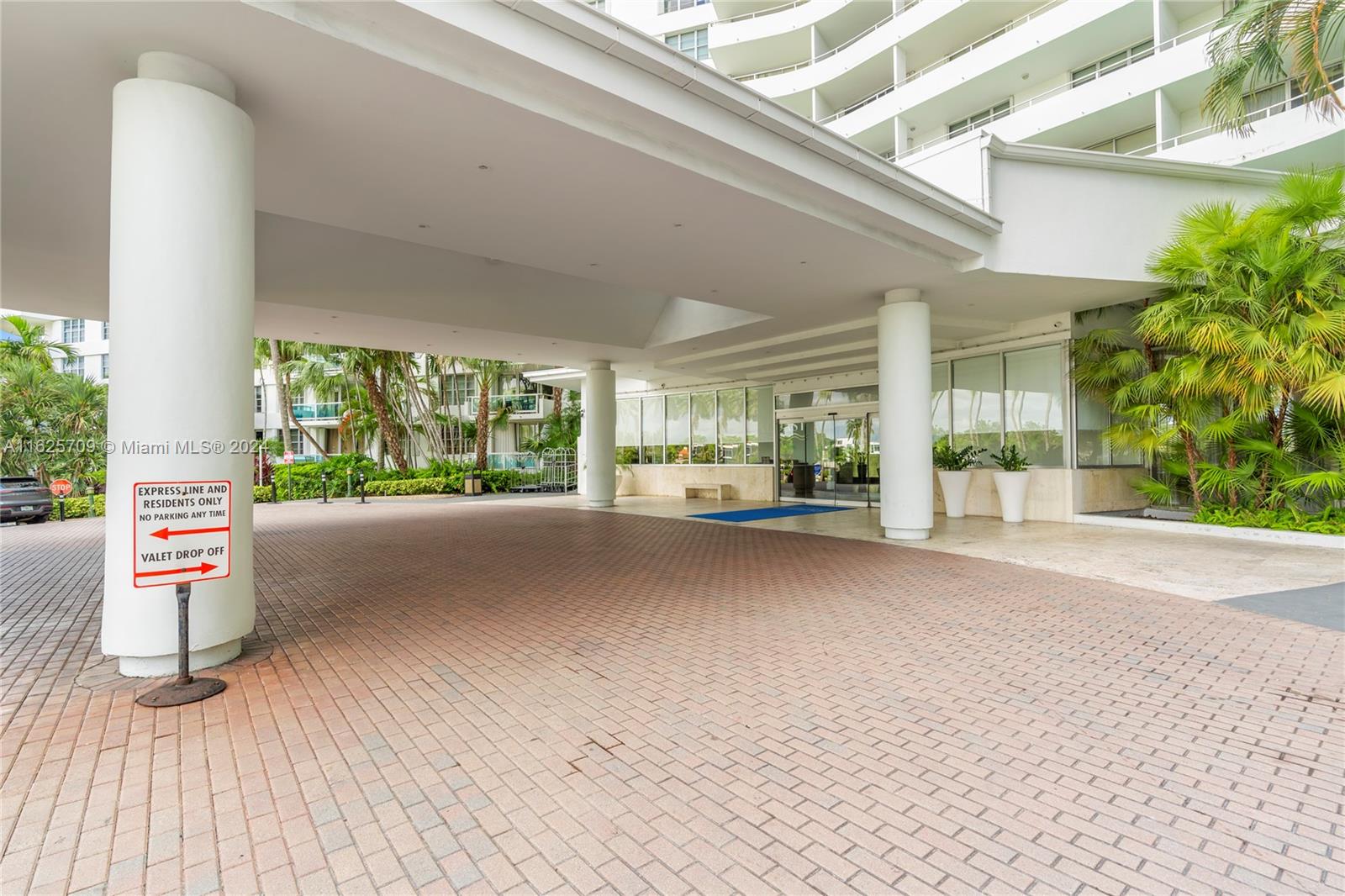 5161 Collins Ave #701, Miami Beach, Florida image 32