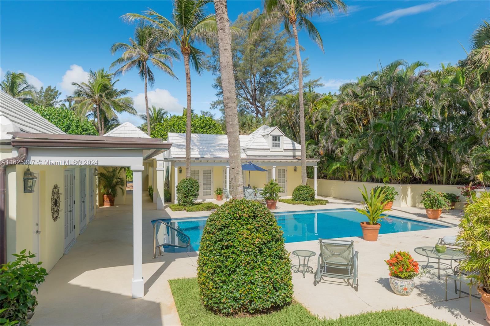 43 N Beach Rd, Jupiter Island, Florida image 19