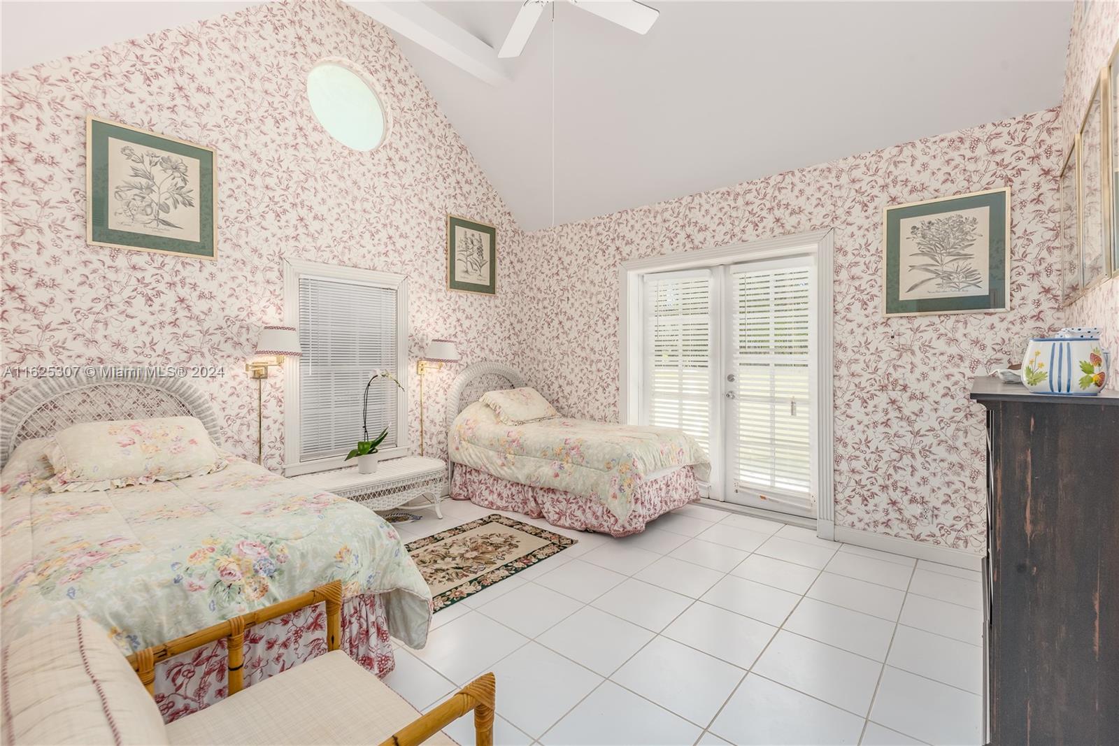 43 N Beach Rd, Jupiter Island, Florida image 23