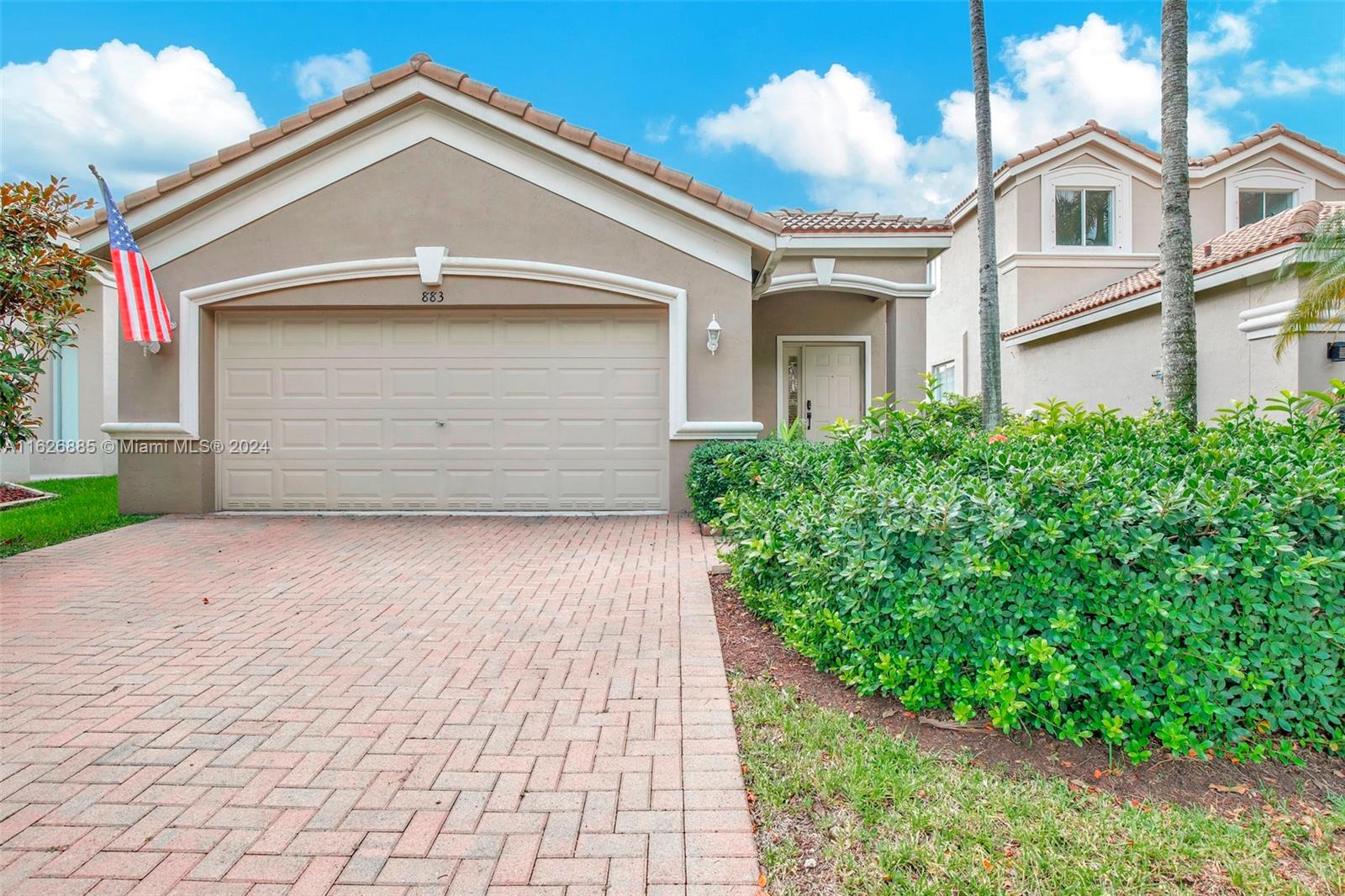 883 Golden Cane Dr, Weston, Florida image 2