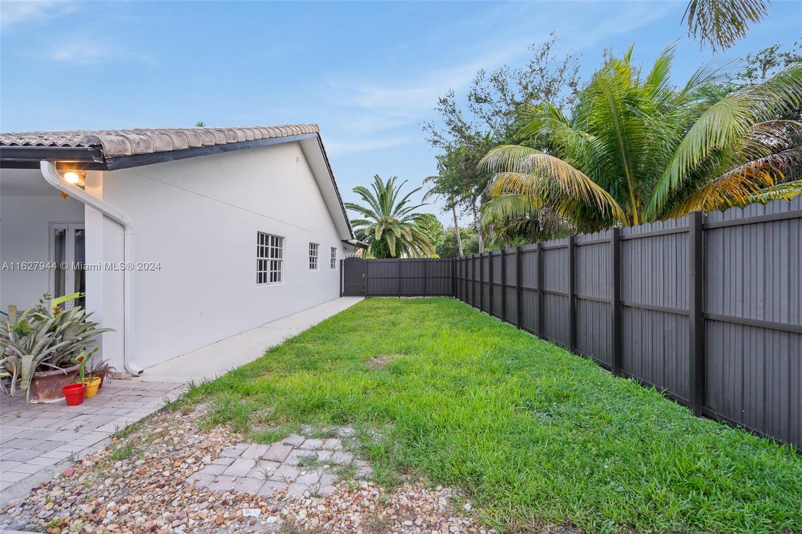 9187 NW 150th Ter, Miami Lakes, Florida image 36