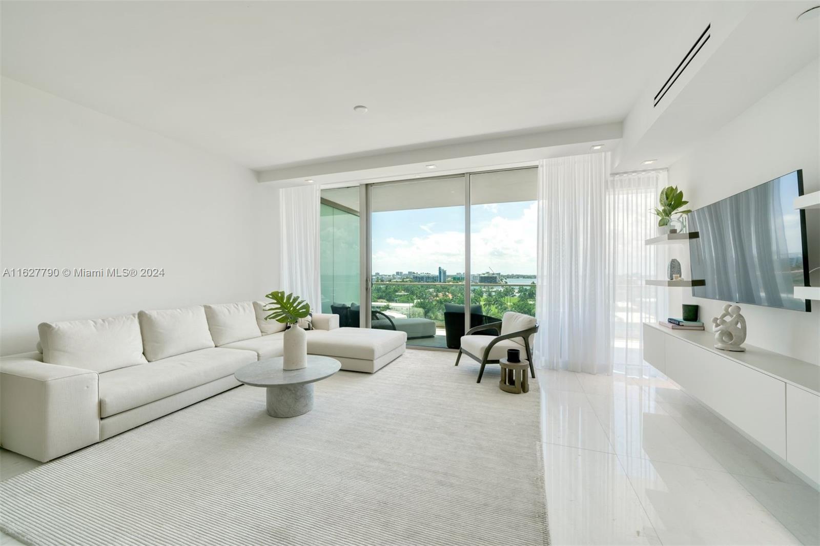 Beautiful unit for seasonal rental in one of Bal Harbour’s most prestigious and exclusive buildings. This fully furnished 1 bedroom + den unit offers top of the line appliances, 2 full baths, stunning sunset views and a generous terrace. Positioned on 400 linear feet of pristine beach, in this amenity rich building you can enjoy gym, spa, private restaurant, 2 tennis courts, movie theater, library, small basketball court, 24 hour security, valet services, full beach service and more. Just a few steps away from the elegant Bal Harbour shops.