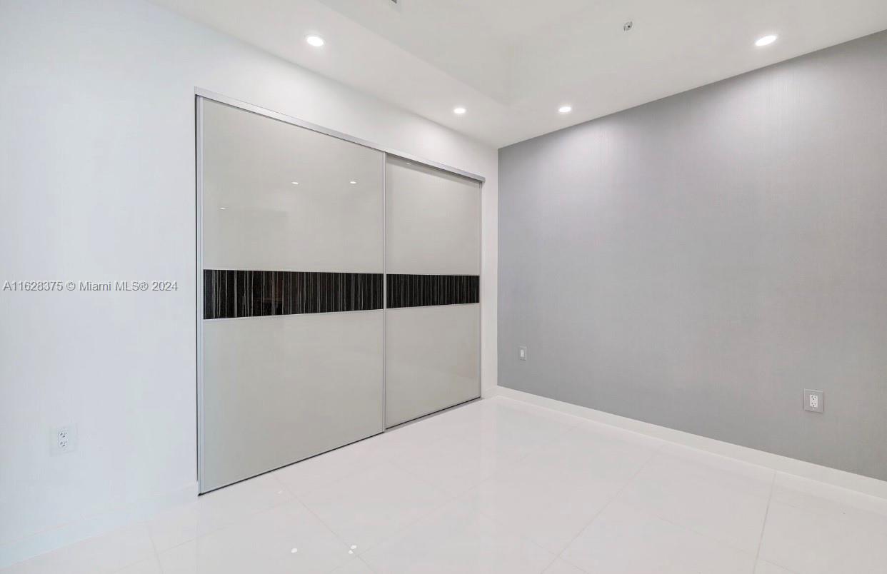 851 NE 1st Ave #1506, Miami FL 33132