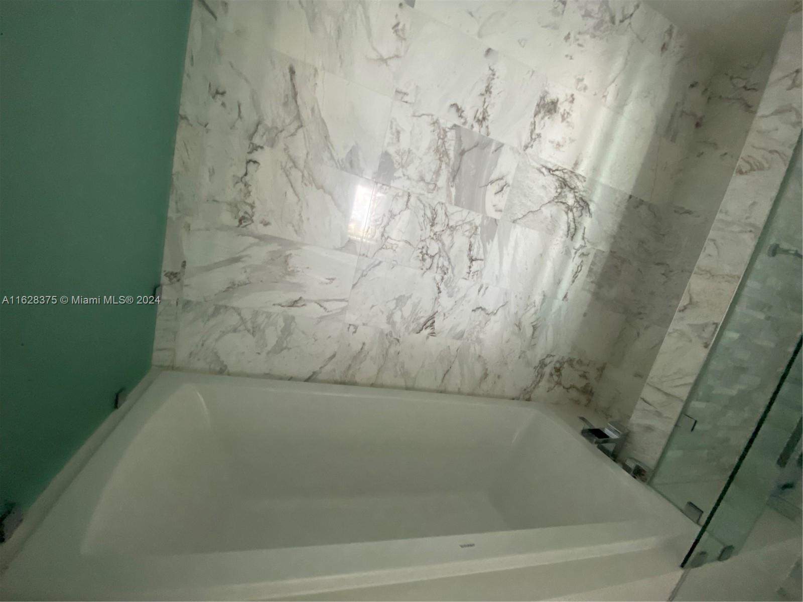 851 NE 1st Ave #1506, Miami FL 33132