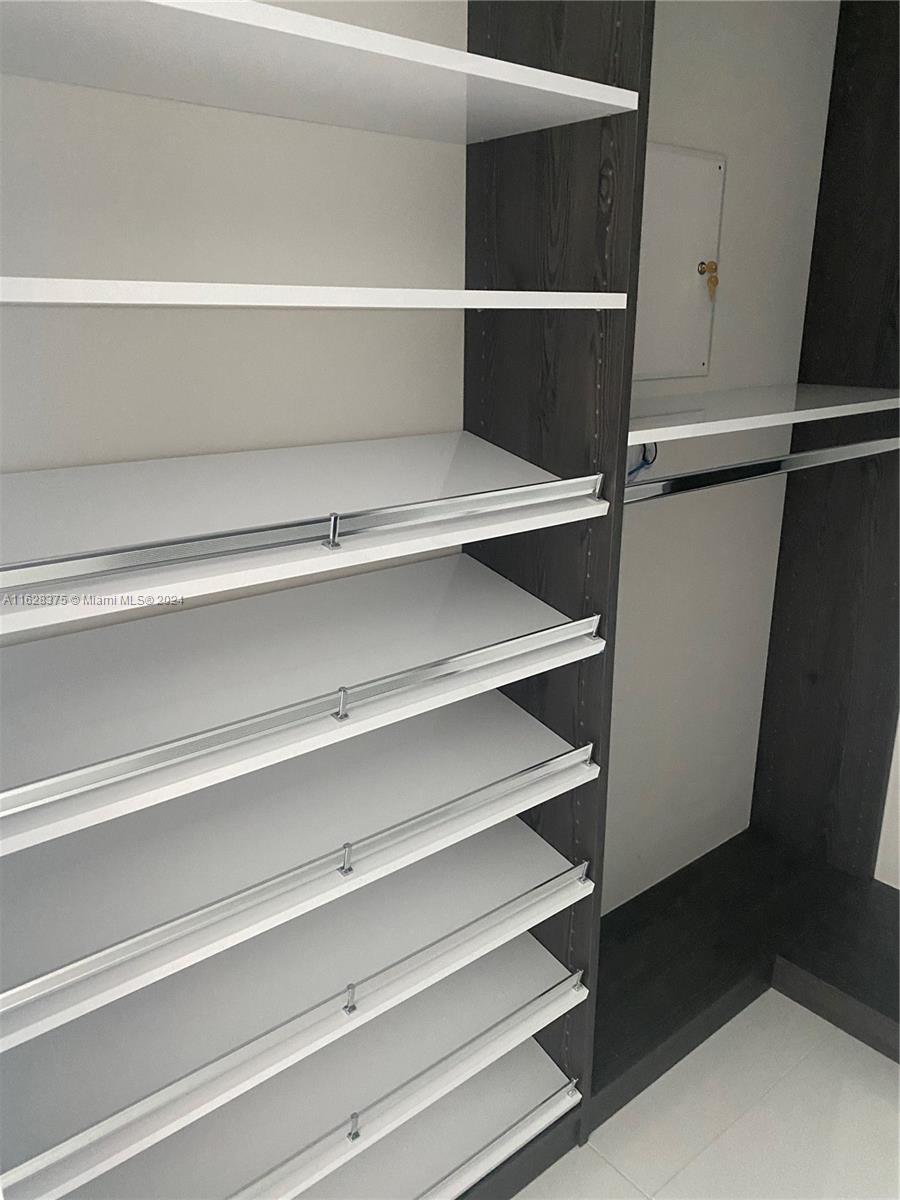 851 NE 1st Ave #1506, Miami FL 33132
