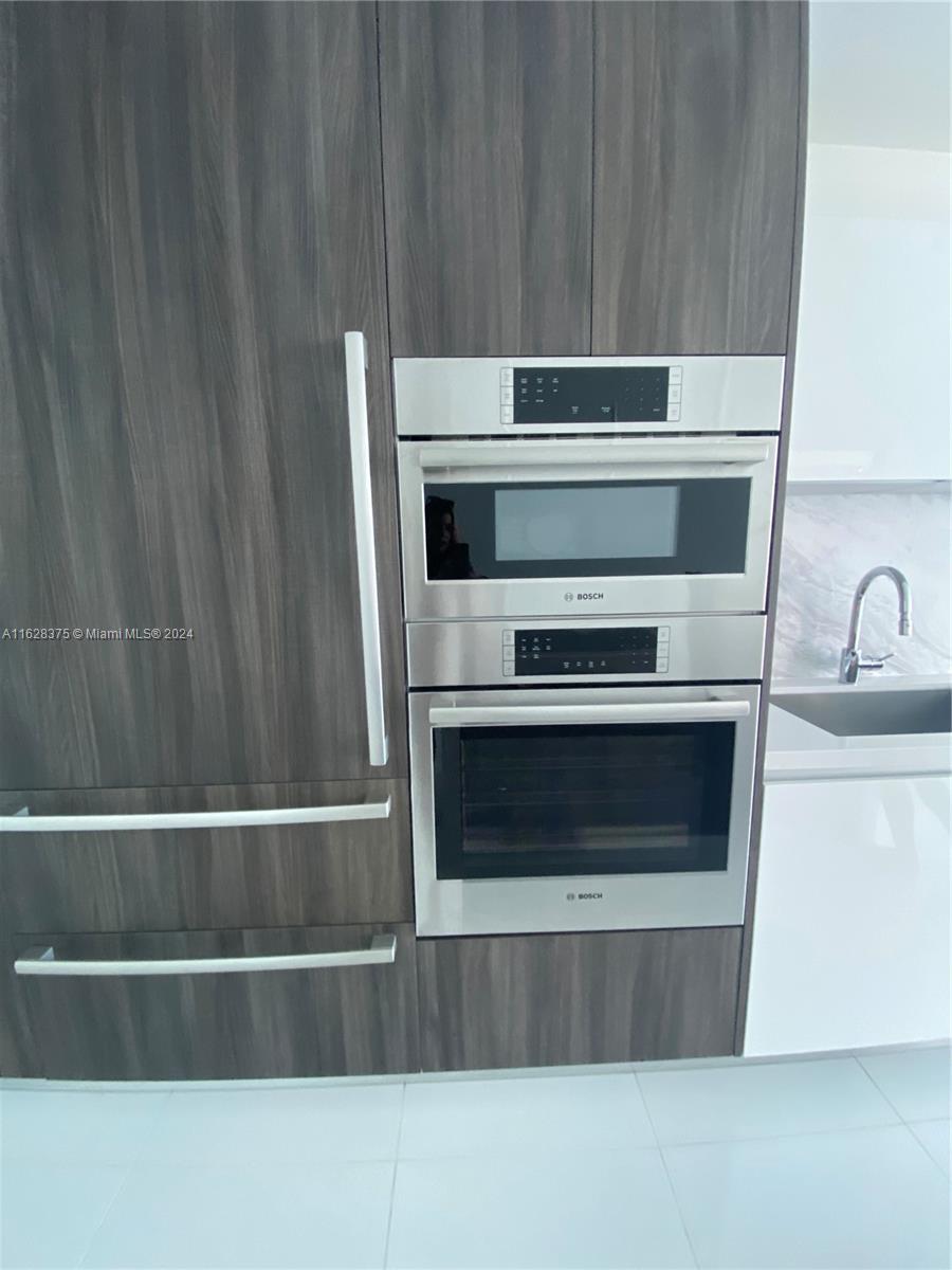 851 NE 1st Ave #1506, Miami FL 33132
