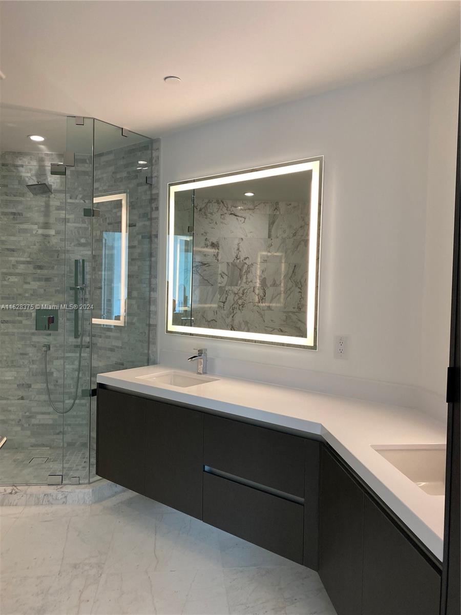 851 NE 1st Ave #1506, Miami FL 33132