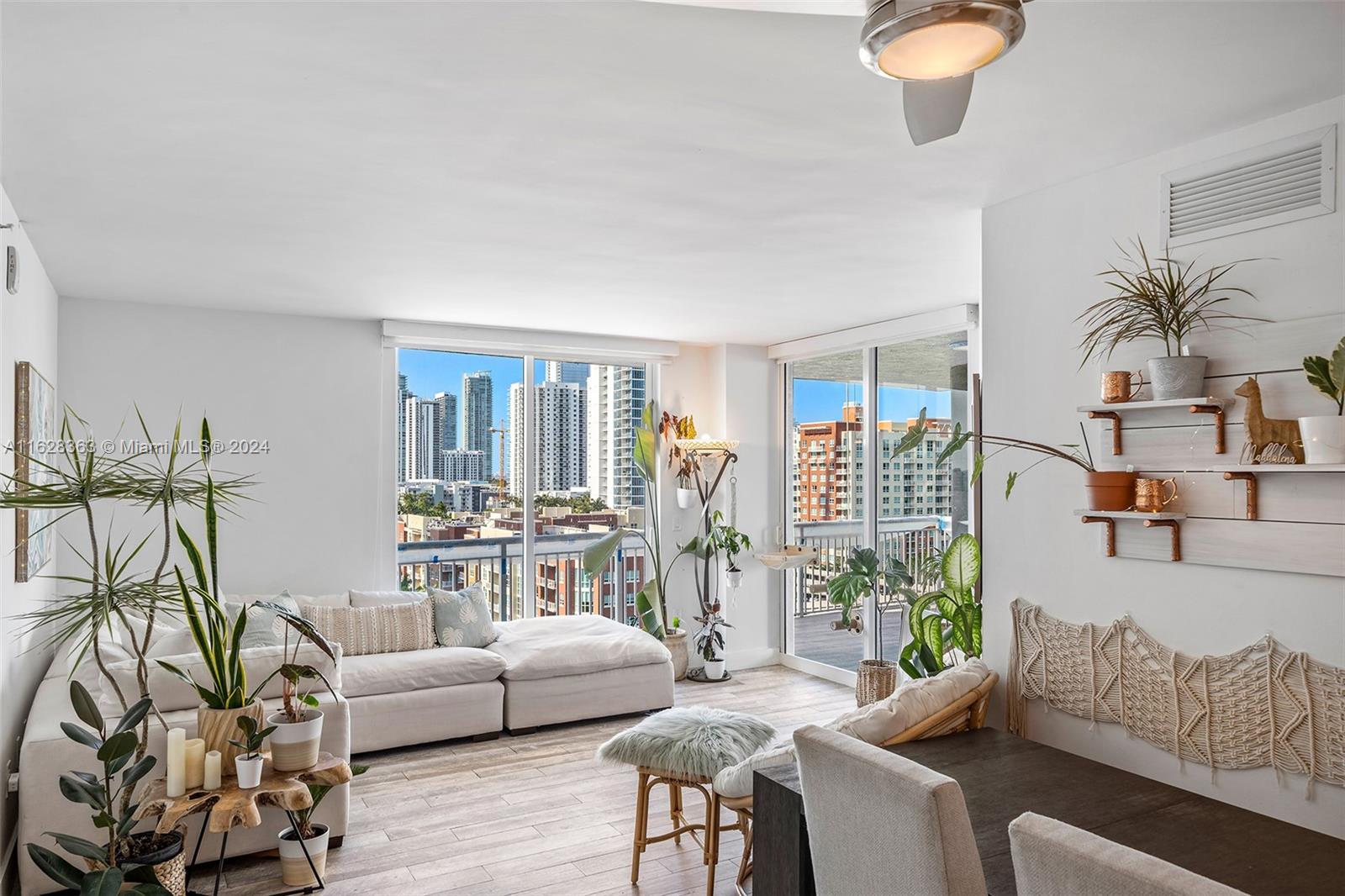 275 NE 18th St #1208, Miami, Florida image 18
