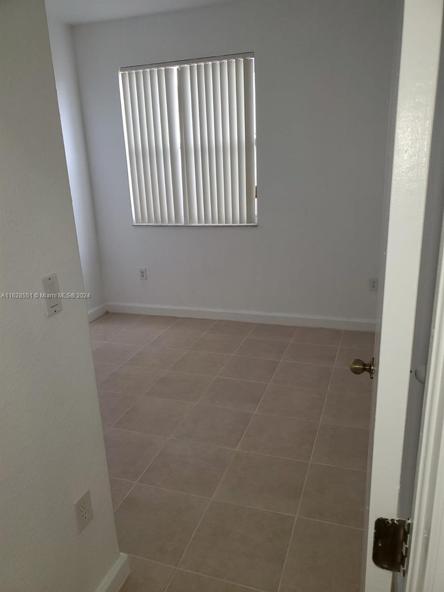 1666 SE 27 Ct #108, Florida City, Florida image 11