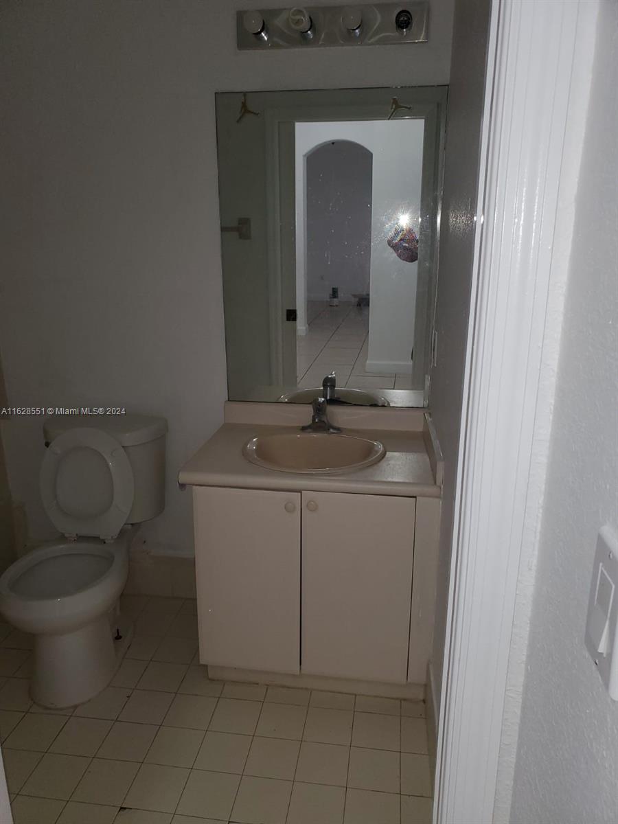 1666 SE 27 Ct #108, Florida City, Florida image 12