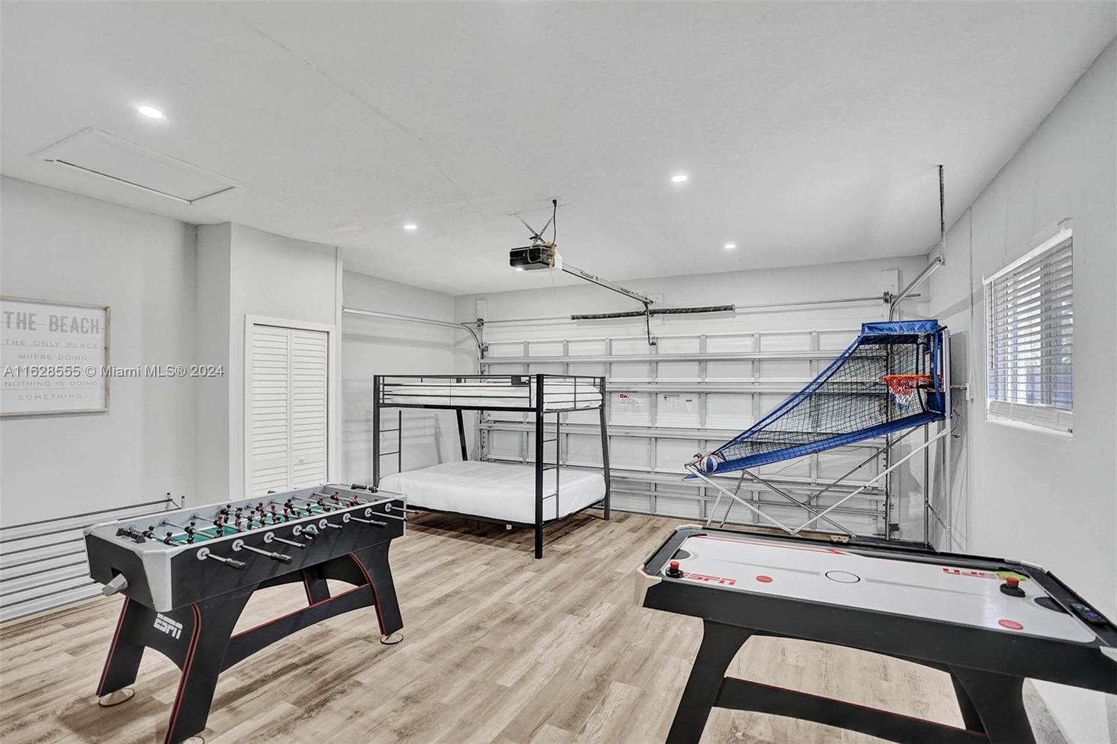 3421 Dover Rd, Pompano Beach, Florida image 14