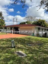 51 Hunting Lodge Ct, Miami Springs, Florida image 2