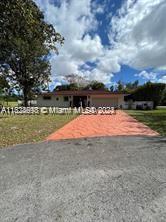 51 Hunting Lodge Ct, Miami Springs, Florida image 3