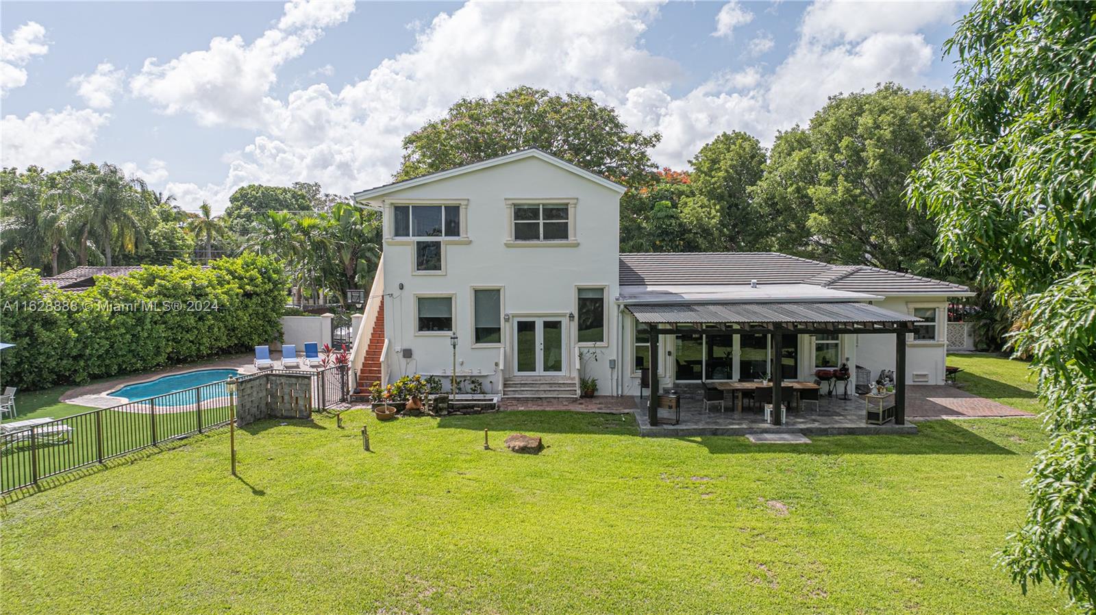 507 Hunting Lodge Dr, Miami Springs, Florida image 8