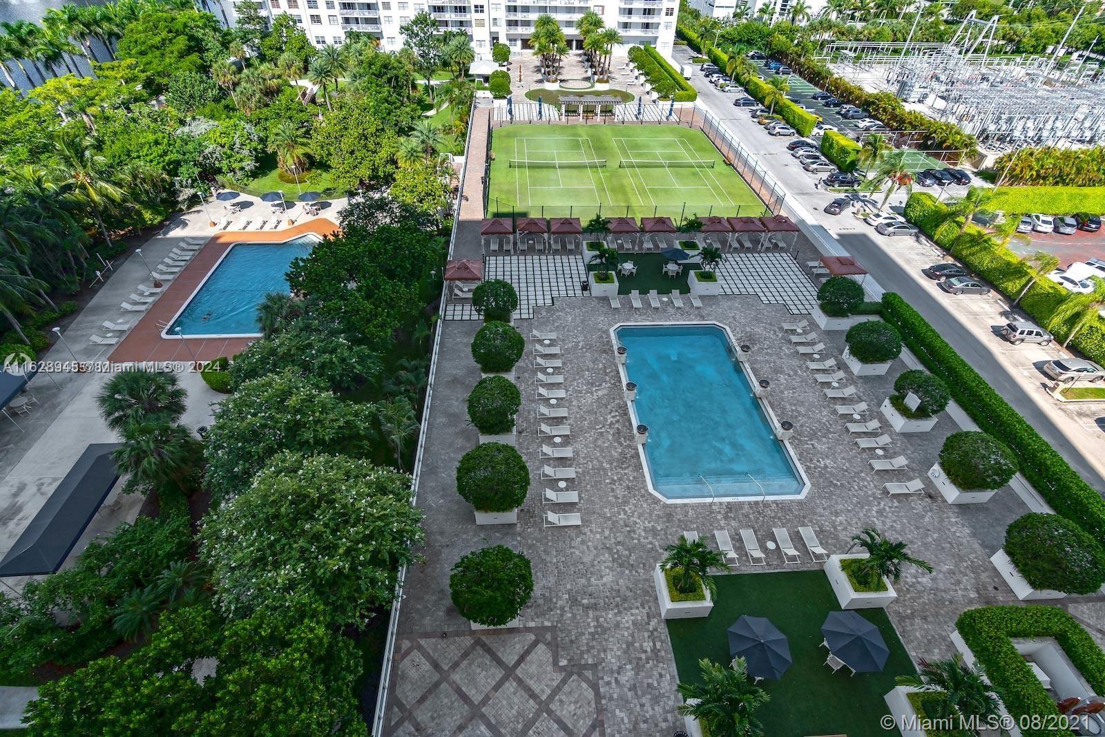 2801 NE 183rd St #1616W, Aventura, Florida image 2