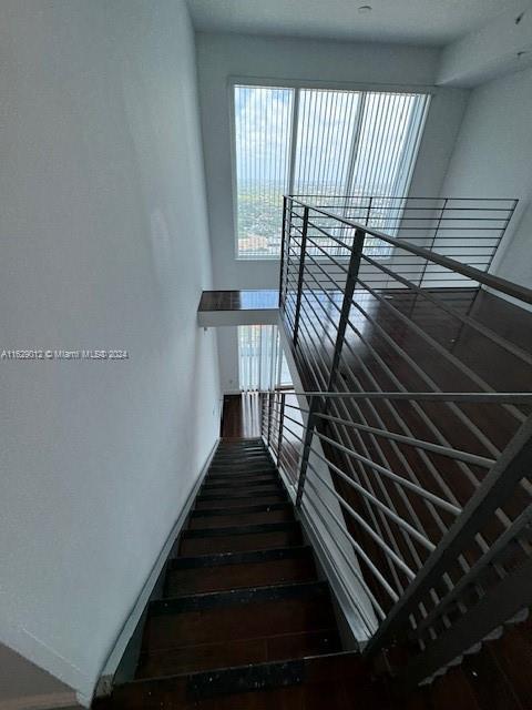 60 SW 13th St #3011, Miami FL 33130