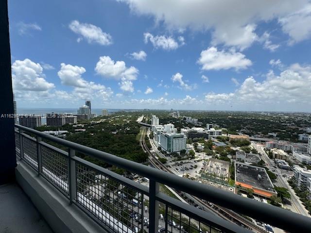 60 SW 13th St #3011, Miami FL 33130
