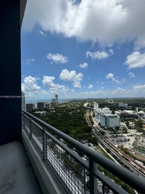 60 SW 13th St #3011, Miami FL 33130
