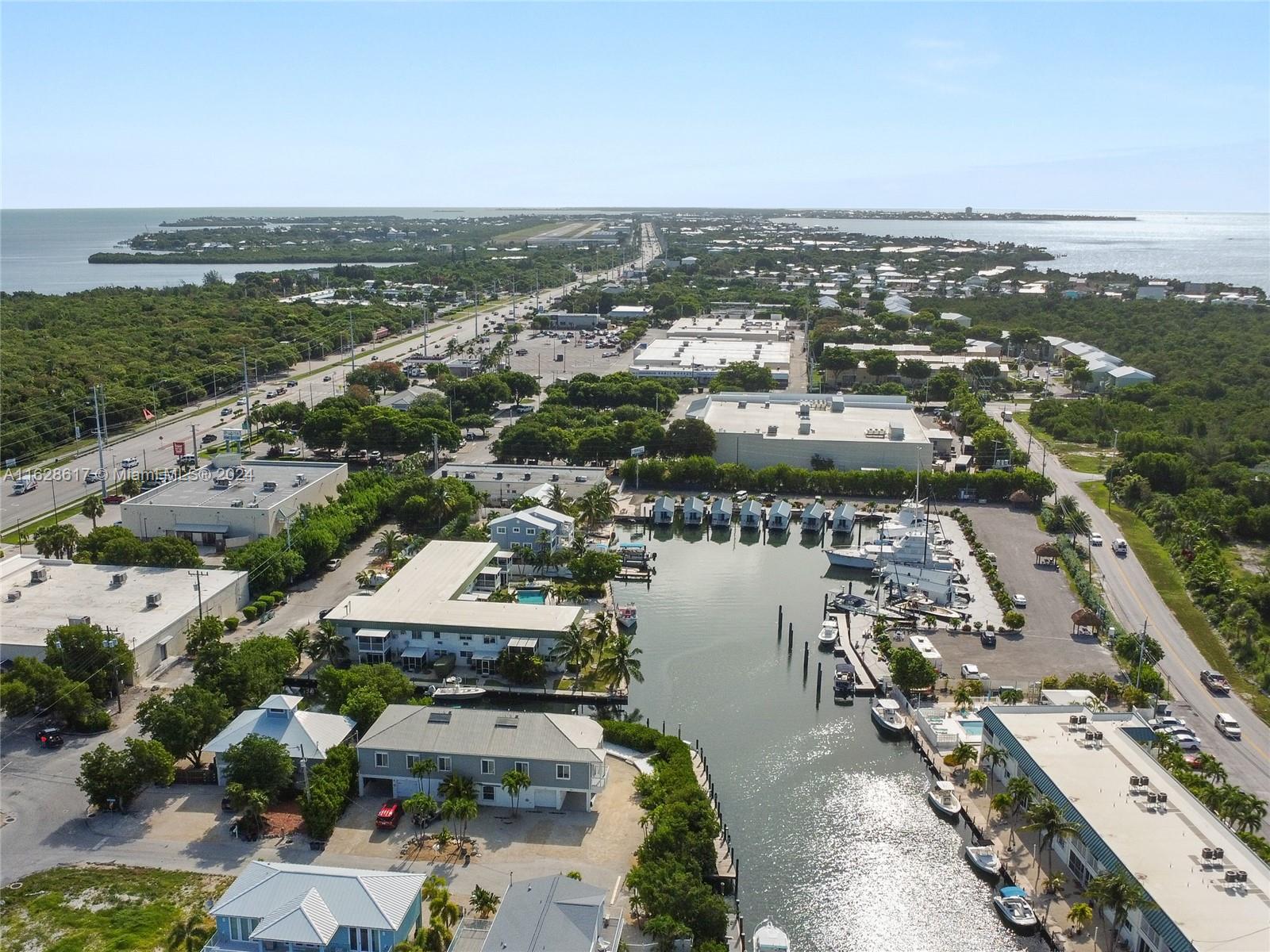 104 52nd Street Ocean, Marathon, Florida image 6