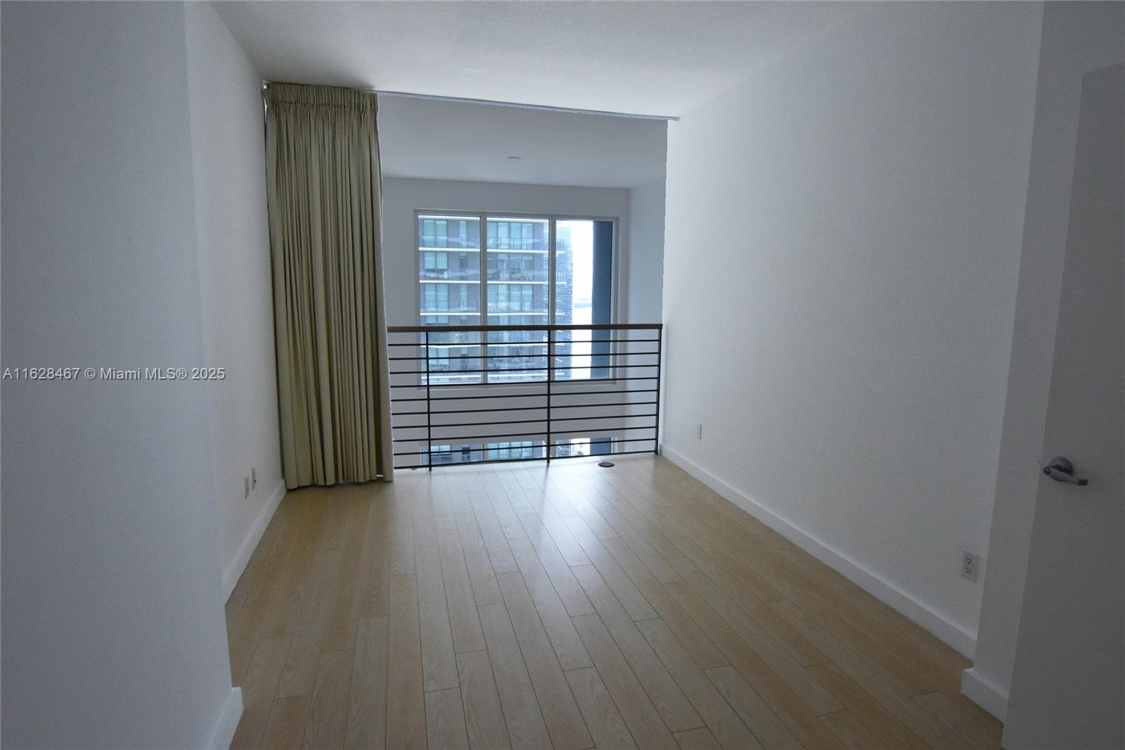 60 SW 13 ST #3608, Miami FL 33130