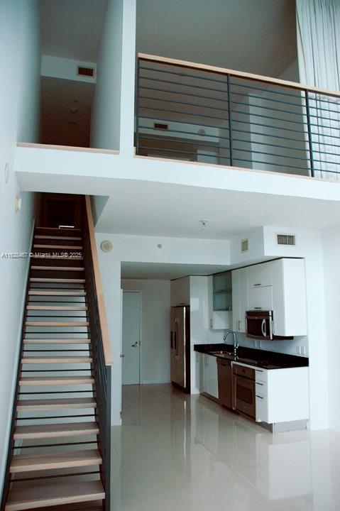 60 SW 13 ST #3608, Miami FL 33130