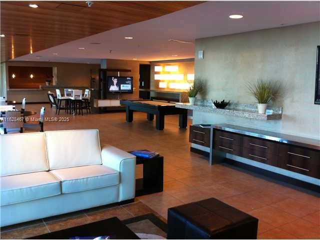 60 SW 13 ST #3608, Miami FL 33130