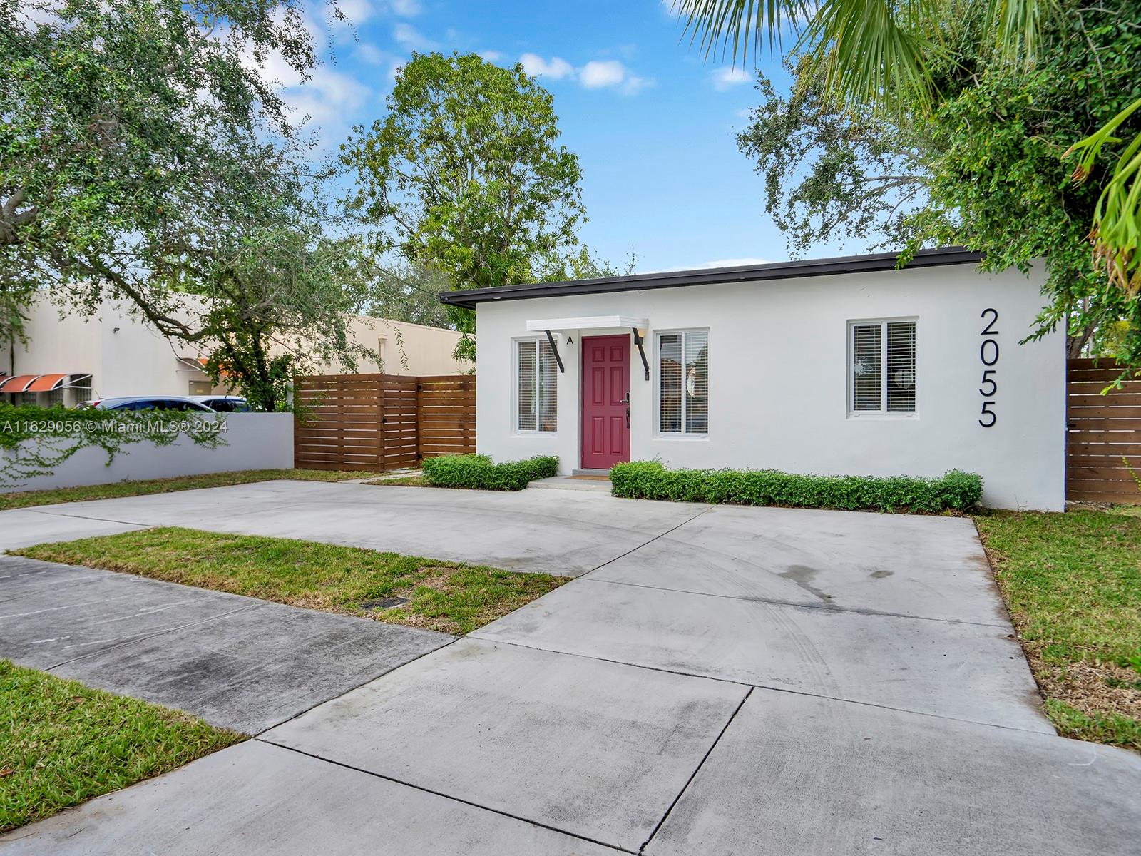 2055 NE 140th St, North Miami Beach, Florida image 29