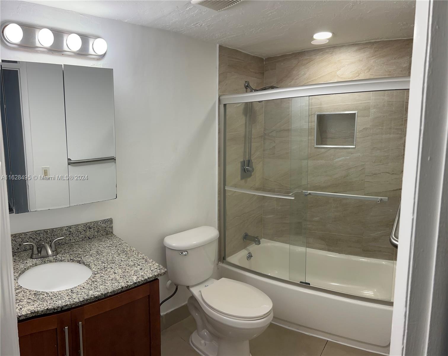 3610 NW 21st St #104, Lauderdale Lakes, Florida image 26