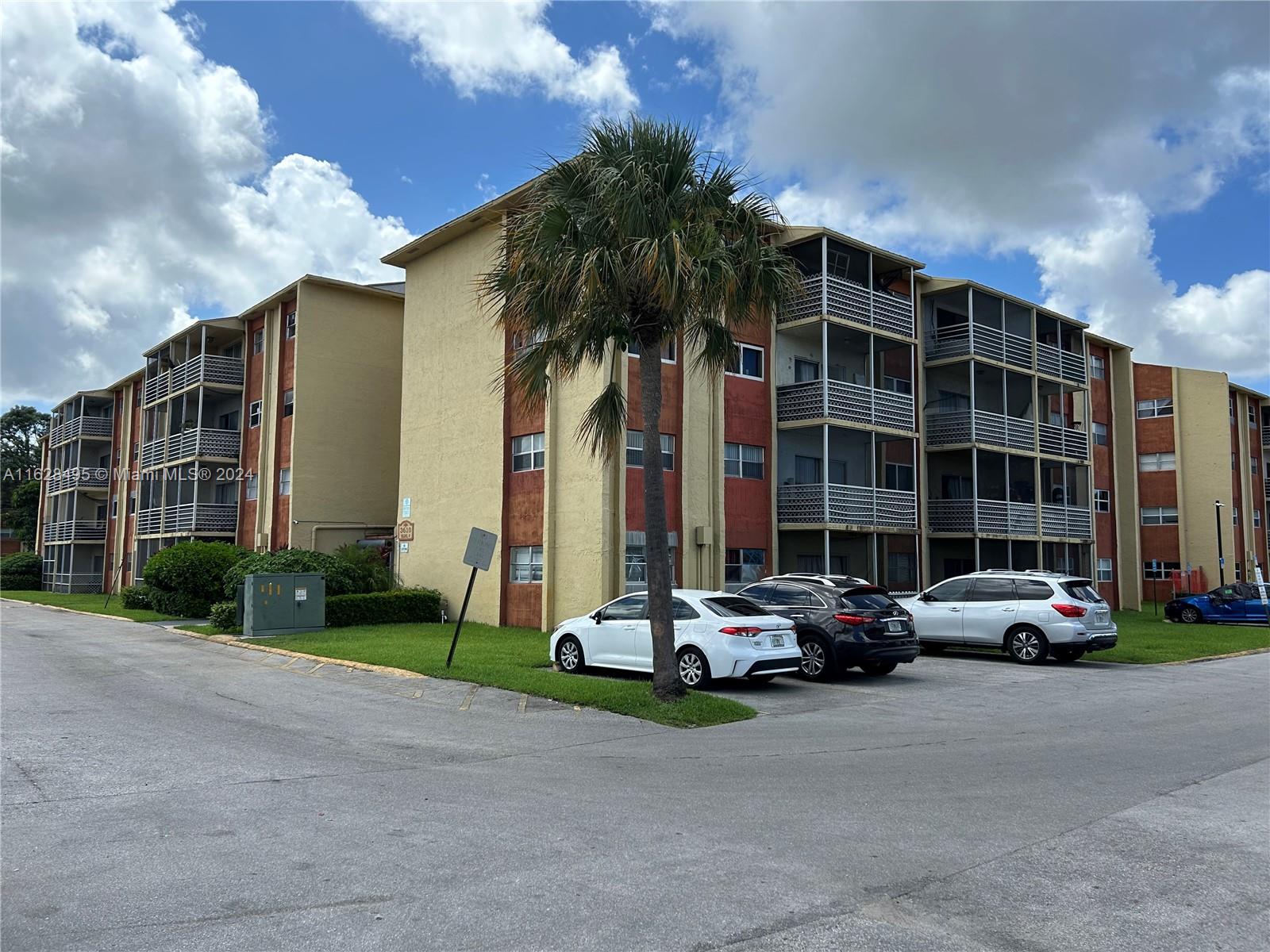 3610 NW 21st St #104, Lauderdale Lakes, Florida image 4