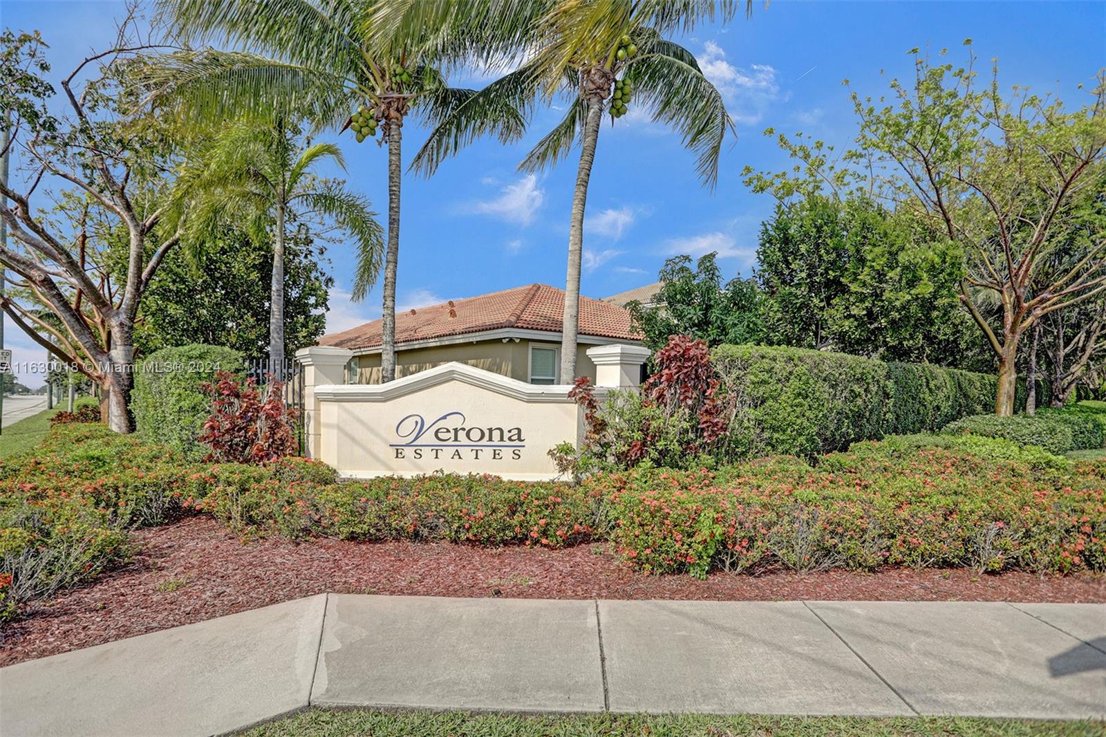 4812 Foxtail Palm Ct, Green Acres, Florida image 4