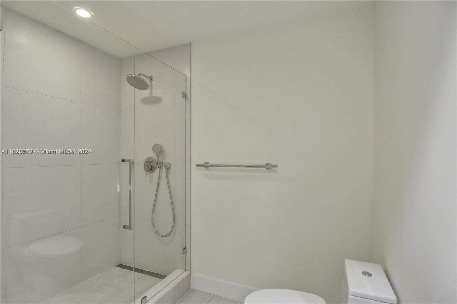 2000 Metropica Way #2110, Sunrise, Florida image 26