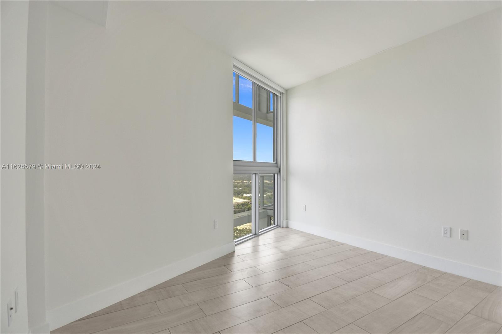 2000 Metropica Way #2110, Sunrise, Florida image 29