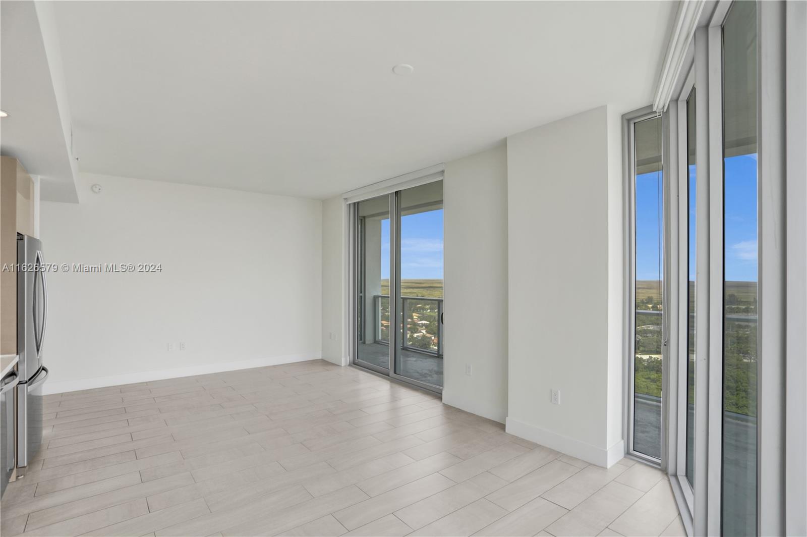 2000 Metropica Way #2110, Sunrise, Florida image 9