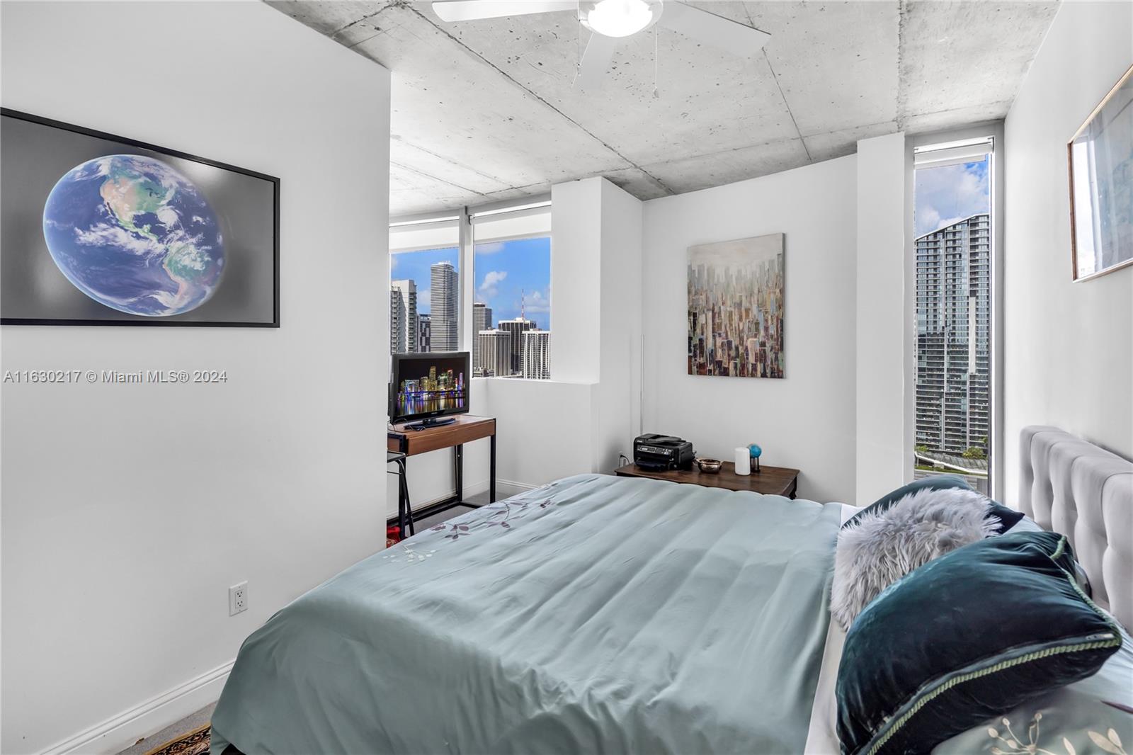690 SW 1st Ct #3102, Miami FL 33130