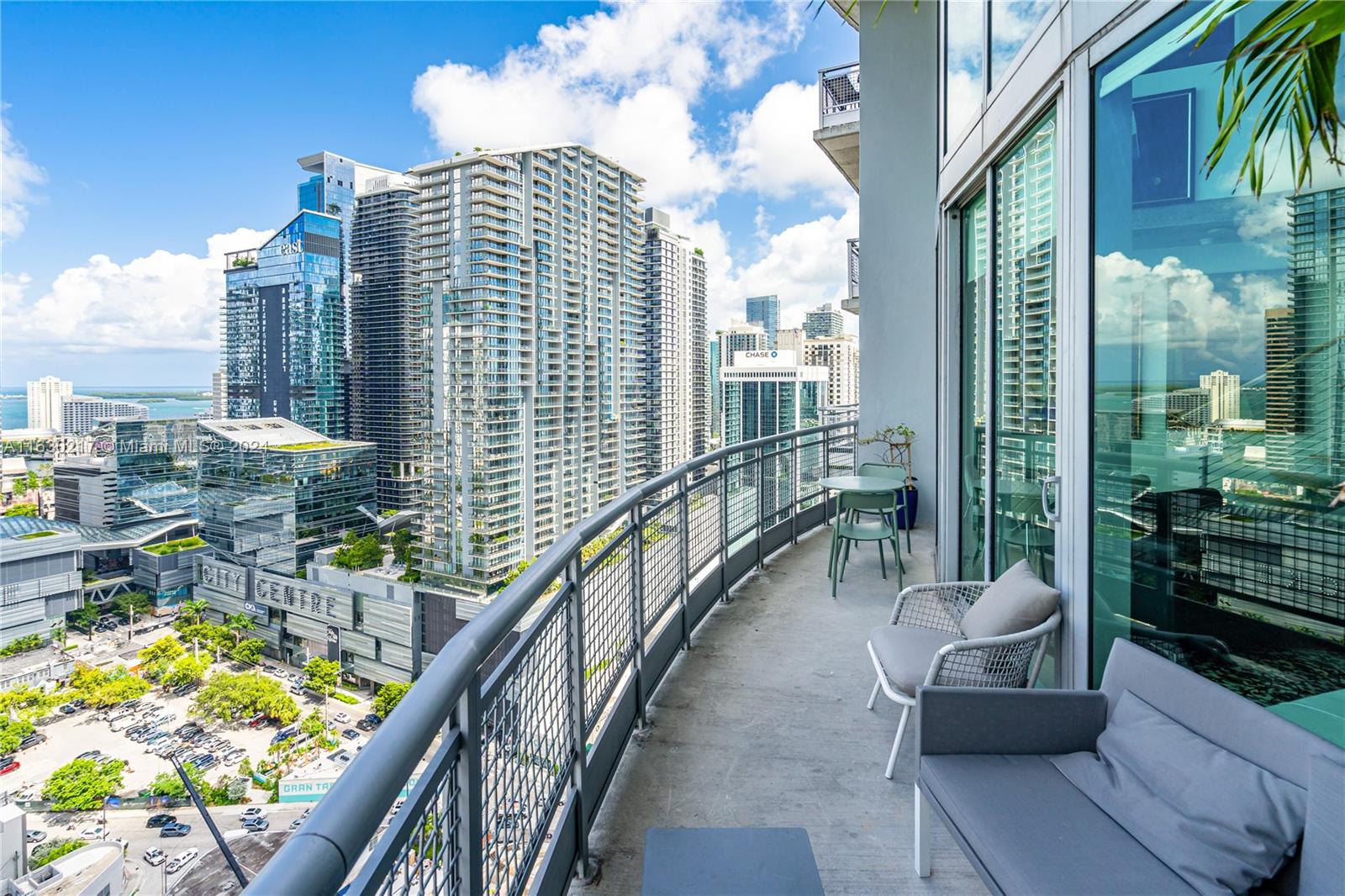 690 SW 1st Ct #3102, Miami FL 33130