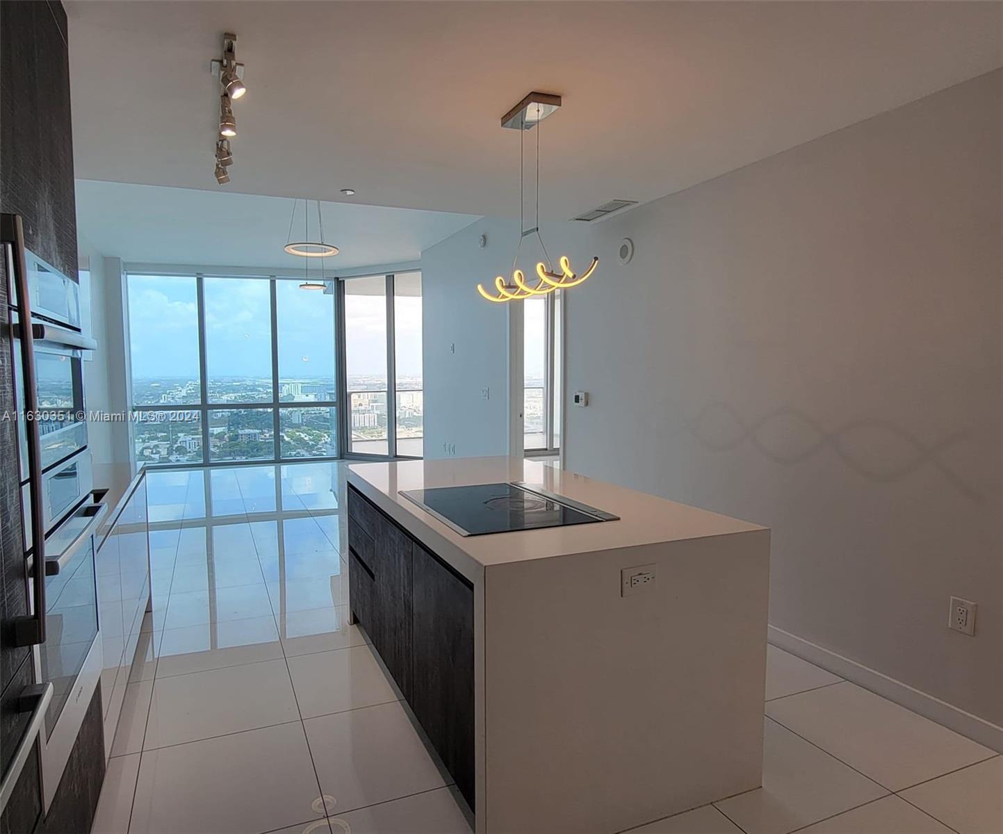 851 NE 1st Ave #4306, Miami FL 33132
