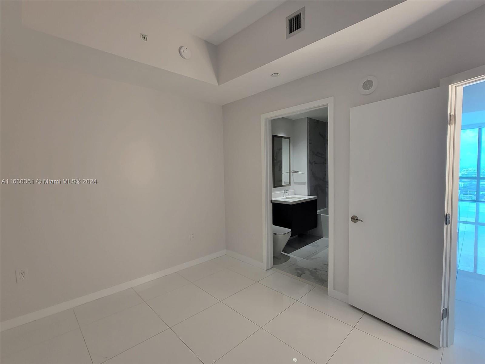851 NE 1st Ave #4306, Miami FL 33132