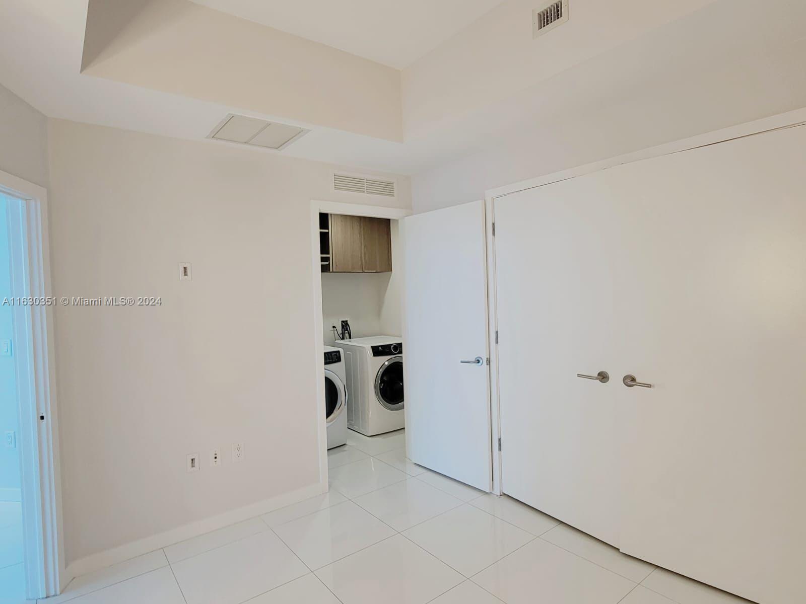 851 NE 1st Ave #4306, Miami FL 33132